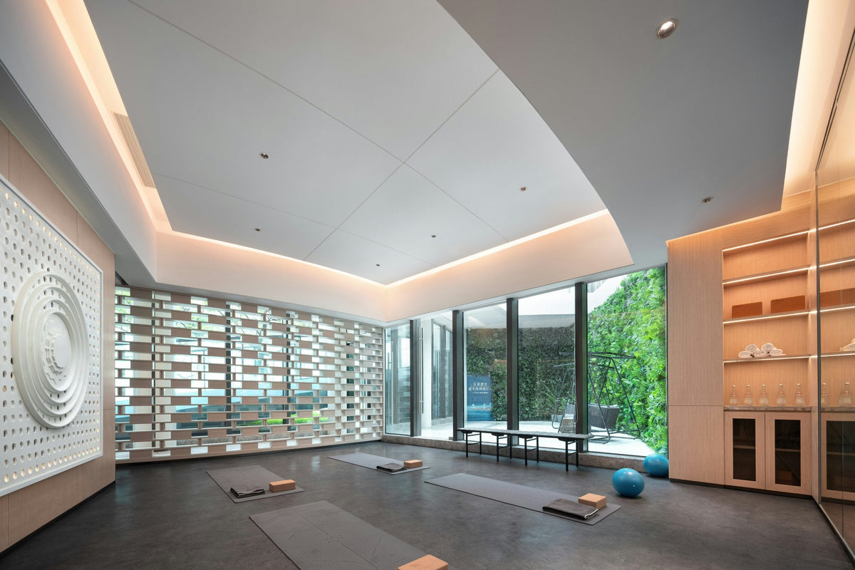 Floor Bounce Pass – VB Drill